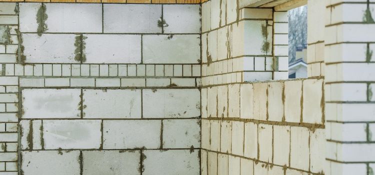 Kültéri falazóhabarcs viablokk falakhoz és tartós kivitelezéshez Kültéri falazóhabarcs használata viablokk fal építésénél