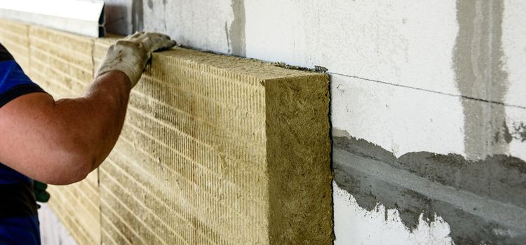 homlokzat hőszigetelő rendszer kőzetgyapot szigeteléssel
