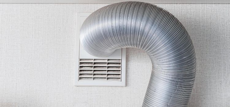 légcsatorna konyhai elszívóhoz légcsatorna elszívóhoz, konyhaszekrény tetején kivezetve