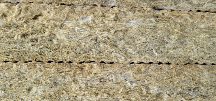 Rockwool hőszigetelés táblás kőzetgyapot elemek egymásra rakva raktárban